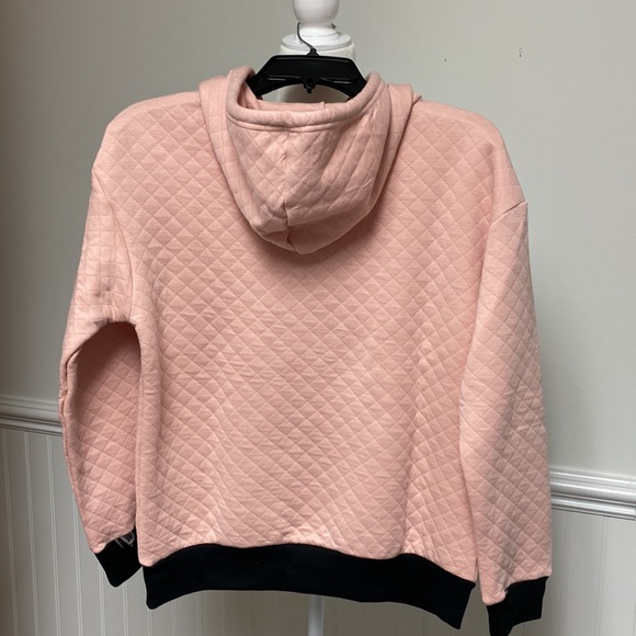 Lands’ End Women’s quilt look Peach Medium hooded top - Picture 5 of 5